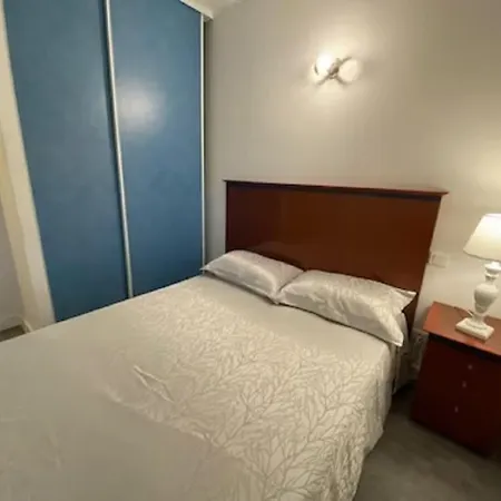 - 3 Pieces Climatise 4 A 6 Couchages D1 Moriani Plage